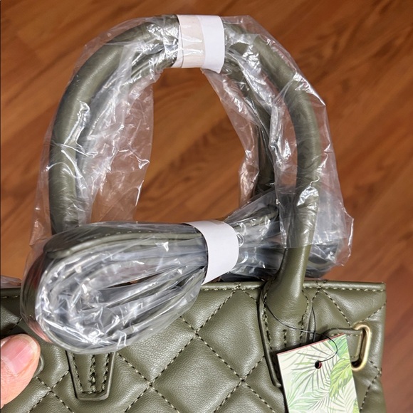 Olive Quilted Vegan Leather Handbag - Picture 4 of 15